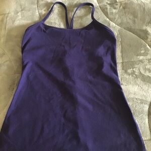 Lululemon tank
